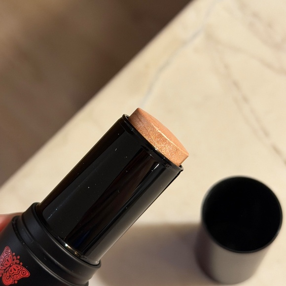 Reina Rebelde On Your Face Radiance Stick in Sueño - Picture 8 of 8